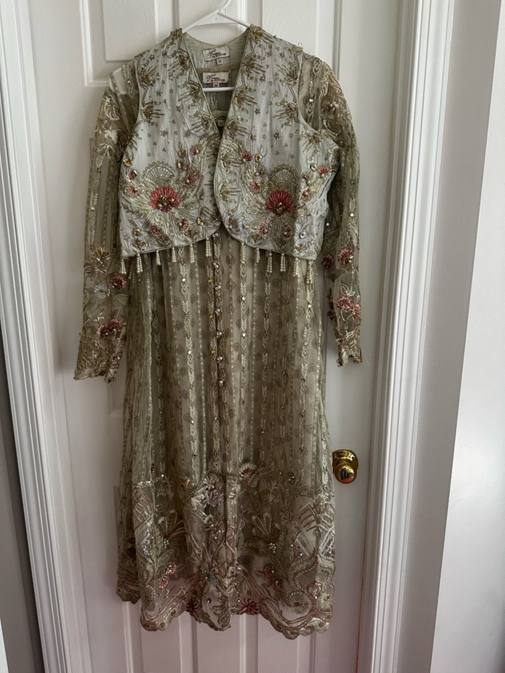 Suffuse Freesia M kurta set - Picture 2 of 8